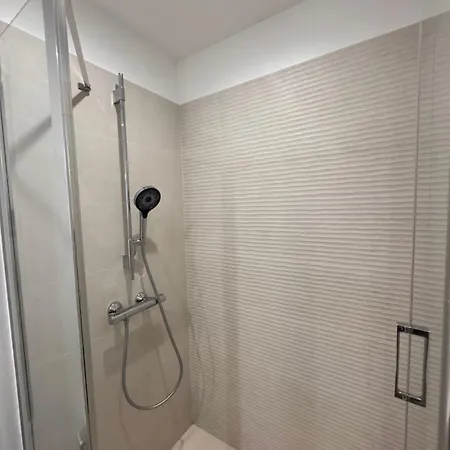 La Cour Des Murmures - Logis D'exception - Apartment *