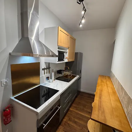 Apartment La Cour Des Murmures - Logis D'exception - *