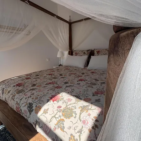 La Cour Des Murmures - Logis D'exception - Apartment Troyes