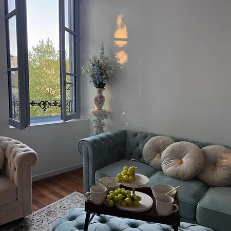 La Cour Des Murmures - Logis D'exception - Daire