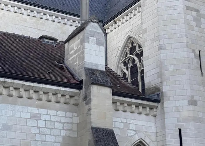 La Cour Des Murmures - Logis D'exception - Daire