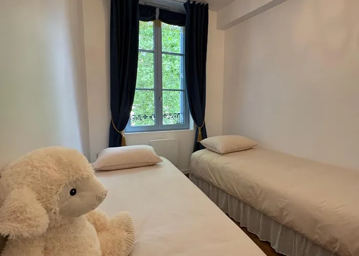 La Cour Des Murmures - Logis D'exception - Troyes