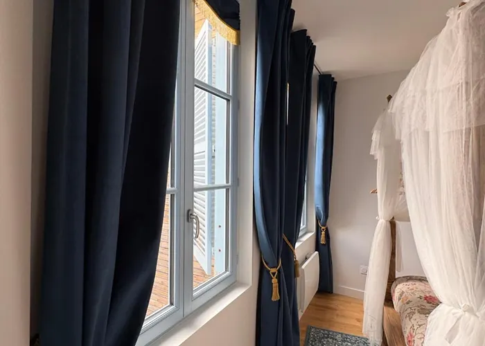 La Cour Des Murmures - Logis D'exception - Daire Troyes