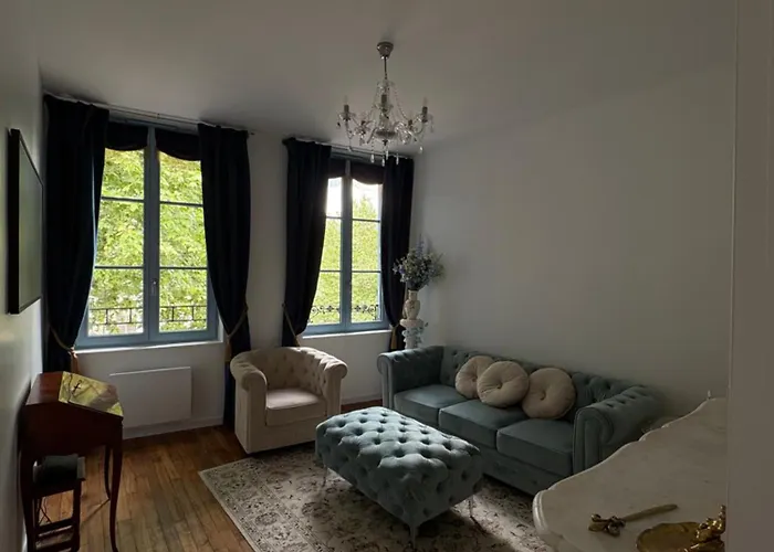 La Cour Des Murmures - Logis D'exception - Daire